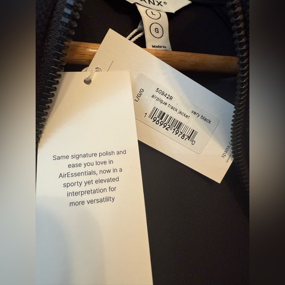 SPANX AirEssentials Black Pique Full Zip Track Jacket NWT - Picture 5 of 5